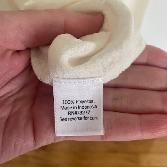 Nine West White Silky Flowy Blouse with Buttons XL - Picture 5 of 7